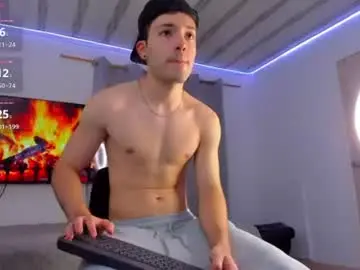 Chaturbate Free Live Porn of benji_andrew