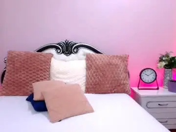 Chaturbate Live Sex Cam of foxyclarisee