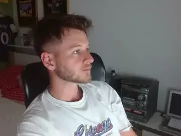 Chaturbate Live Porn of freddy_star