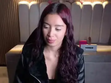 Chaturbate Sex Chat of miiaa_evans1