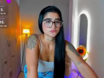 Chaturbate Live Sex Cam of luanabonasx