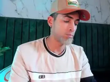 Chaturbate Sex Cam of drakeneumann
