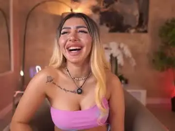 Chaturbate Free Porn Cam of lucyyrosse