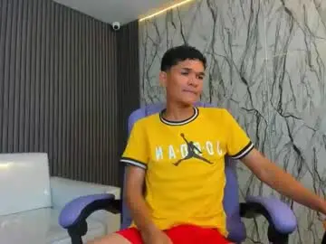 Chaturbate Best live sex cam show of davexxx_