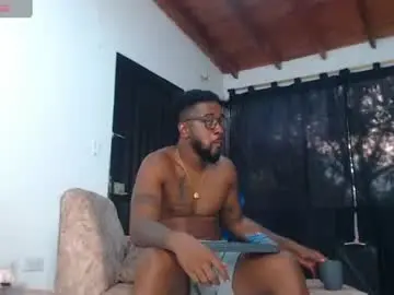 Chaturbate Live Sex Cam of drake_nassir4