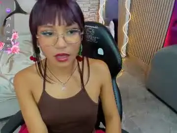Chaturbate Best live sex cam show of yenn_tay
