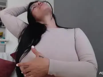 Chaturbate Live Porn of cristal_sexyboobs_