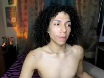 Chaturbate Live Sex Cam of angelwhitte
