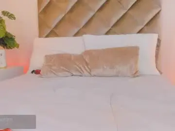 Chaturbate Nude Webcam of malaia_hills