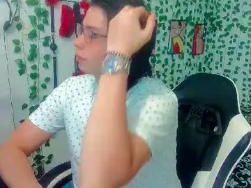 Chaturbate Free Porn Cam of andy_gray01
