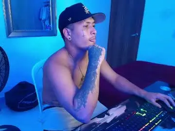 Chaturbate Sex Cam of master_nauthy12boy