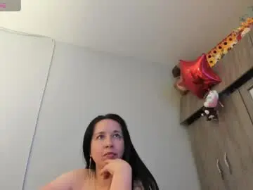 Chaturbate Adult Video Chat of cami_hot_hair