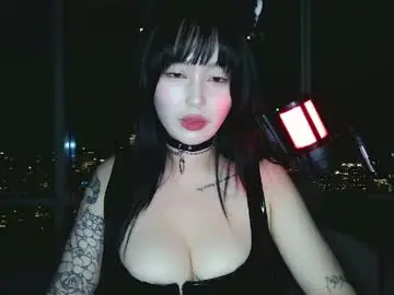 Chaturbate Live Sex Cam of obeycarrienoona