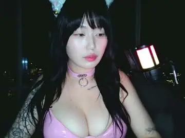 Chaturbate Live Sex Cam of obeycarrienoona