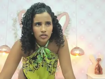 Chaturbate Live Sex Cam of horny_curlss
