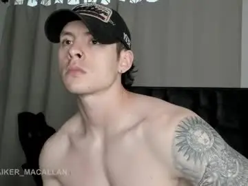 Chaturbate Live Sex Cam of jhonny_macallan