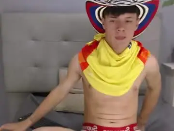 Chaturbate Live Porn of kevin_tupe