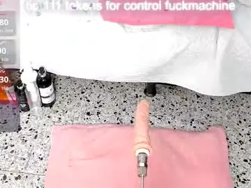 Chaturbate Watch Live Sex Cams of cristale69