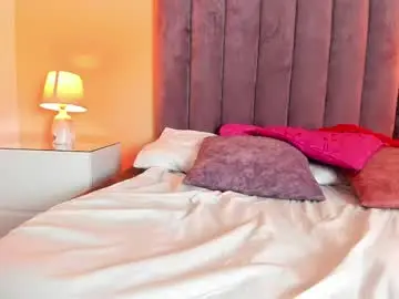 Chaturbate Adult Video Chat of scarlet_pielcanela