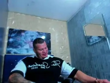 Chaturbate Live Sex Cam of tyleer_scot