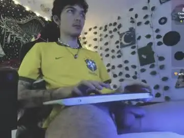 Chaturbate Live Porn of skiny_dann