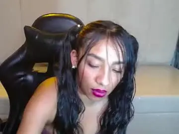 Chaturbate Sex Cam of adarasuri_v
