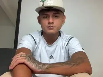 Chaturbate Best live sex cam show of bob_pettersonn