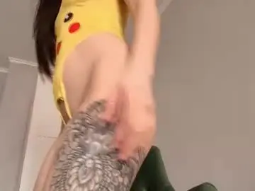 Chaturbate Nude Webcam of tiny_cute