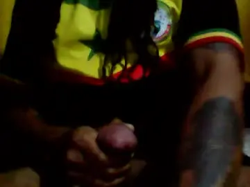 Chaturbate Live Sex Cam of opree_pirocudo