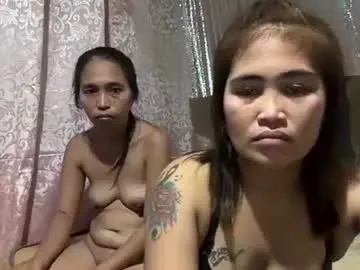Chaturbate Live Sex Cam of single_mama69x
