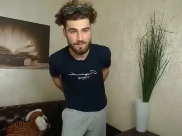 Chaturbate Live Sex of kyloeast