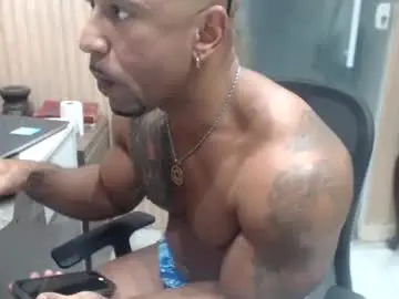 Chaturbate Sex Cam of hebertgomes