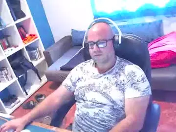 Chaturbate Adult Video Chat of ravingr3d3