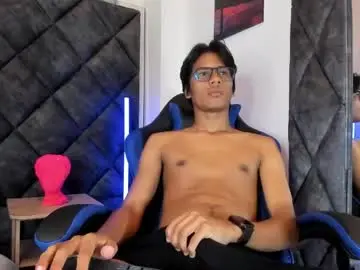Chaturbate Watch Live Sex Cams of liamkron