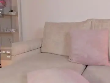 Chaturbate Sex Chat of kittyskirtt