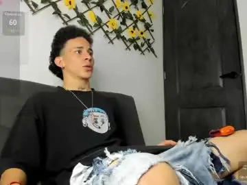 Chaturbate Watch Live Sex Cams of maxxx_bigcock