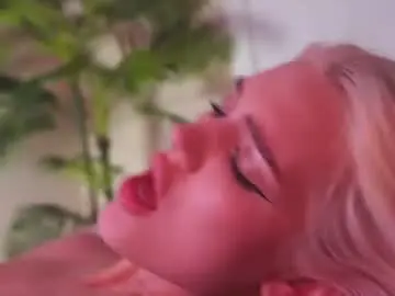 Chaturbate Live Porn of milabunny_