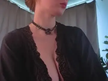Chaturbate Live Sex Cam of quennacindy