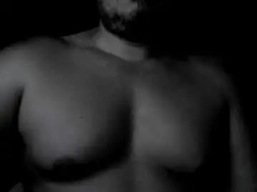 Chaturbate Live Sex Cam of cafinfi1