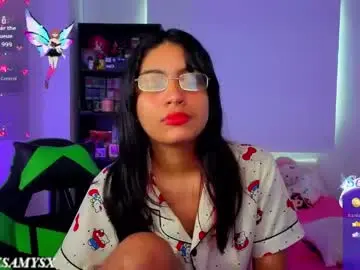 Chaturbate Free Live Porn of helia_n_amy
