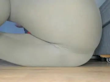 Chaturbate Free Porn Cam of wet_pants2022