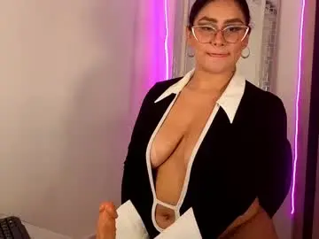Chaturbate Live Sex Cam of liadesire