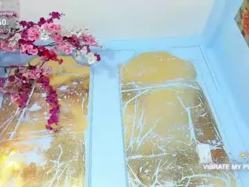Chaturbate Live Sex Cam of melaniecooperr