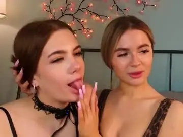 Chaturbate Free Porn Cam of cloverfarewell