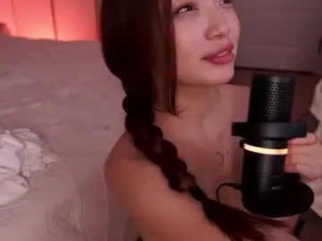 Chaturbate Live Sex Cam of jenny__lii
