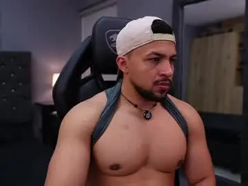 Chaturbate Free Live Porn of loganmartinx
