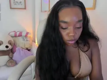 Chaturbate Free Live Porn of zobe_love