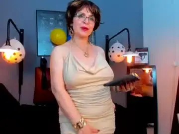 Chaturbate Nude Webcam of samantha_mature56