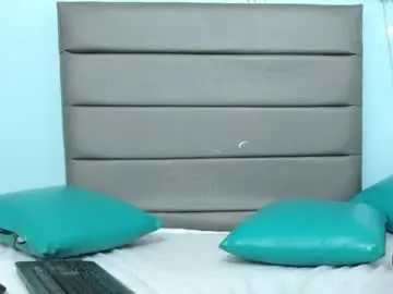 Chaturbate Free Porn Cam of cameron_restrepo