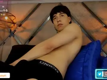 Chaturbate Live Sex Cam of faceofbabyyy